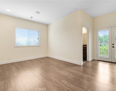 456 Myrtle Ave. - Photo Thumbnail 18