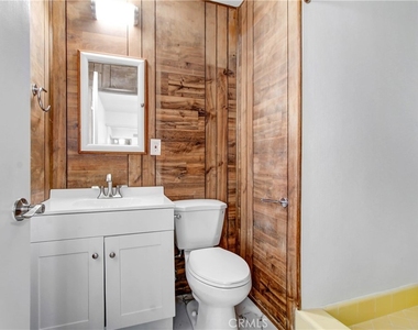 6904 Royer Avenue - Photo Thumbnail 5