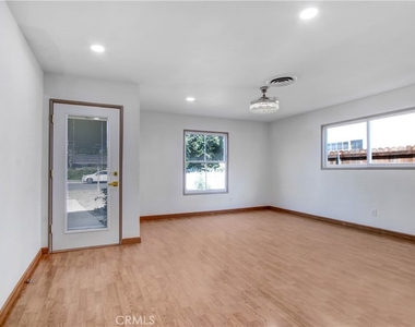 6904 Royer Avenue - Photo Thumbnail 1