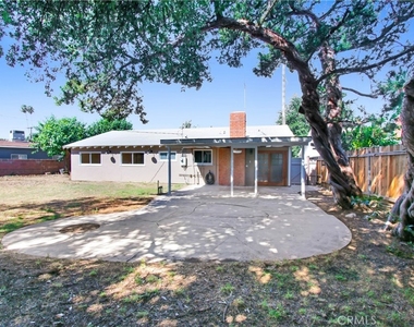 6904 Royer Avenue - Photo Thumbnail 9