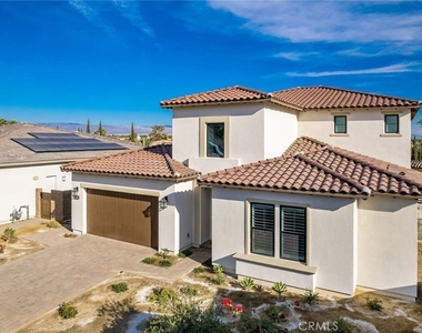 80467 Old Ranch Trail S - Photo Thumbnail 2