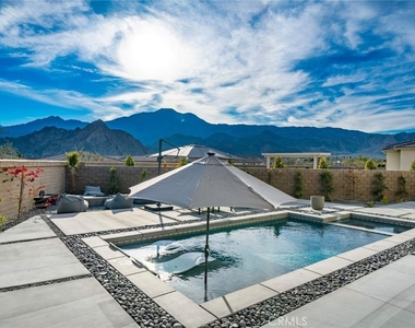 80467 Old Ranch Trail S - Photo Thumbnail 26