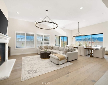 80467 Old Ranch Trail S - Photo Thumbnail 15