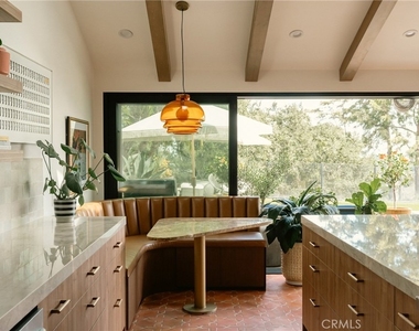 3627 Willowcrest Avenue - Photo Thumbnail 4