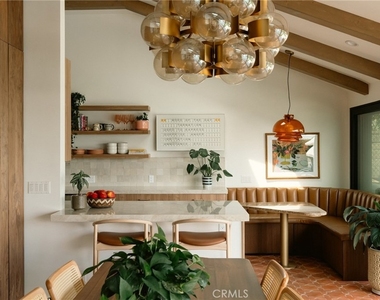 3627 Willowcrest Avenue - Photo Thumbnail 2