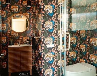 3627 Willowcrest Avenue - Photo Thumbnail 12
