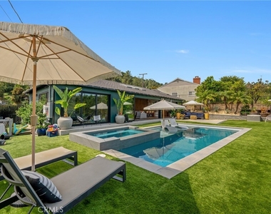 3627 Willowcrest Avenue - Photo Thumbnail 15