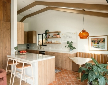 3627 Willowcrest Avenue - Photo Thumbnail 1