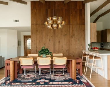 3627 Willowcrest Avenue - Photo Thumbnail 3