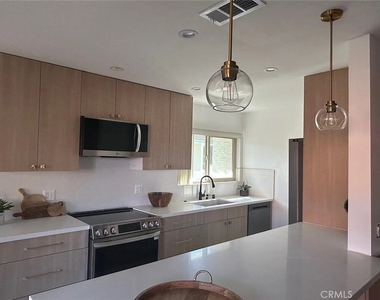4706 Park Granada - Photo Thumbnail 4