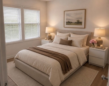 13016 Archwood Street - Photo Thumbnail 8