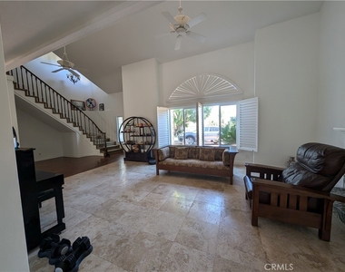 2822 Jason Court - Photo Thumbnail 2