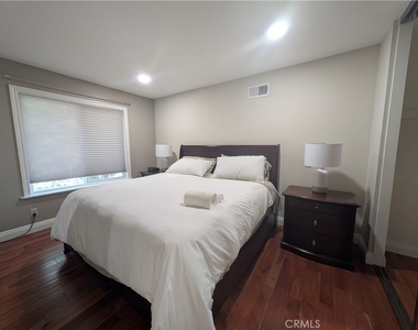 2822 Jason Court - Photo Thumbnail 15