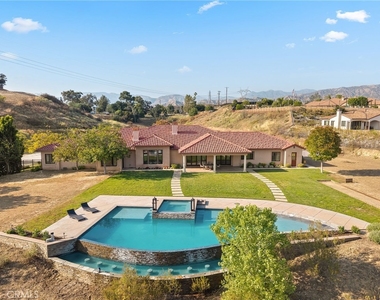 10727 W Stallion Ranch Road - Photo Thumbnail 36