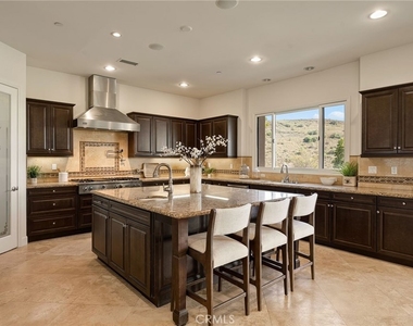 10727 W Stallion Ranch Road - Photo Thumbnail 10