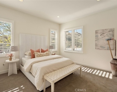 10727 W Stallion Ranch Road - Photo Thumbnail 22
