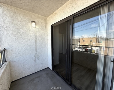 1212 Gladys Avenue - Photo Thumbnail 18