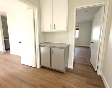 2931 Plaza Del Amo - Photo Thumbnail 9