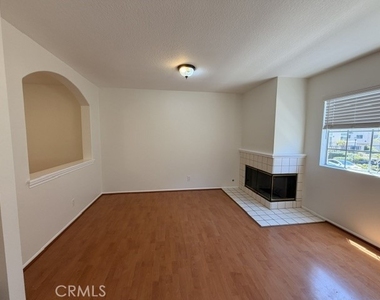 2300 Maple Avenue - Photo Thumbnail 3