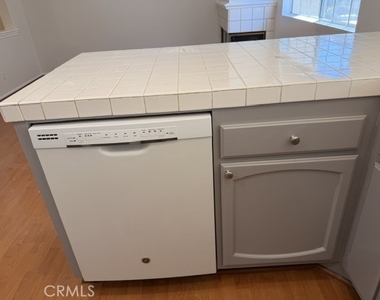 2300 Maple Avenue - Photo Thumbnail 7