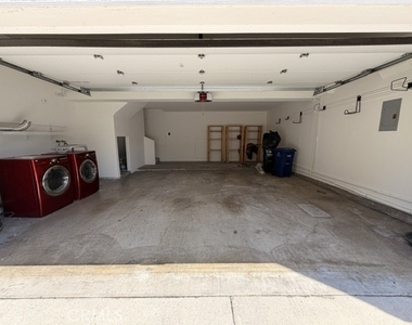 2300 Maple Avenue - Photo Thumbnail 19