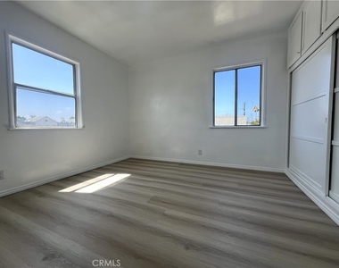 2220 Delaware - Photo Thumbnail 10