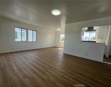 2220 Delaware - Photo Thumbnail 18