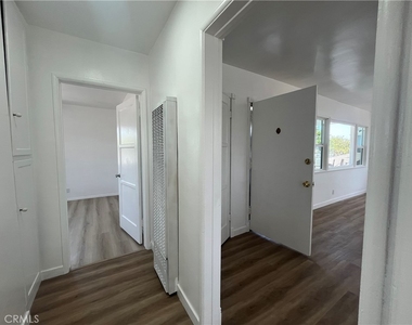 2220 Delaware - Photo Thumbnail 11