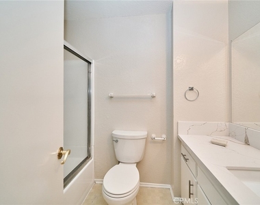 16621 Shenandoah Ave. - Photo Thumbnail 15