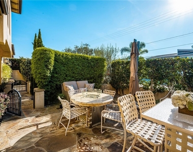 3222 Clay Street - Photo Thumbnail 2