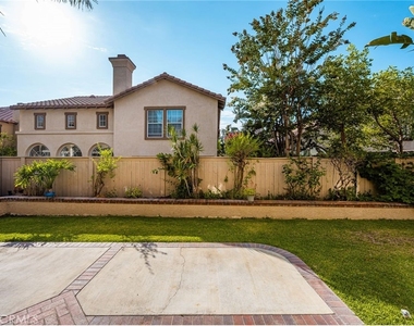 11645 Maynard Avenue - Photo Thumbnail 13