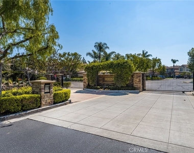 11645 Maynard Avenue - Photo Thumbnail 30