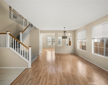 11645 Maynard Avenue - Photo Thumbnail 2