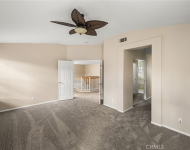 11645 Maynard Avenue - Photo Thumbnail 22