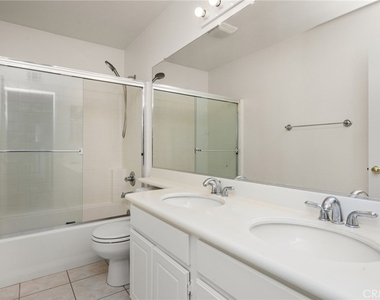 11645 Maynard Avenue - Photo Thumbnail 25