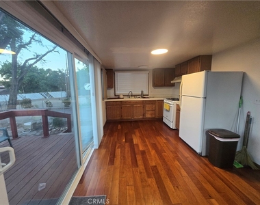 16482 Grand - Photo Thumbnail 2