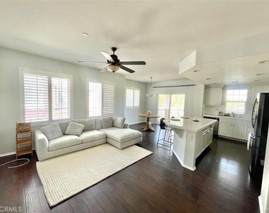 8146 Parkside - Photo Thumbnail 4