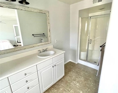 8146 Parkside - Photo Thumbnail 12