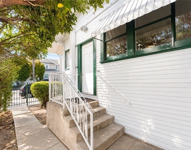 103 S Ardmore - Photo Thumbnail 22