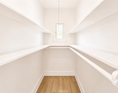 103 S Ardmore - Photo Thumbnail 21