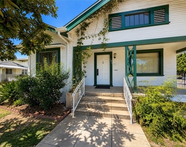 103 S Ardmore - Photo Thumbnail 2