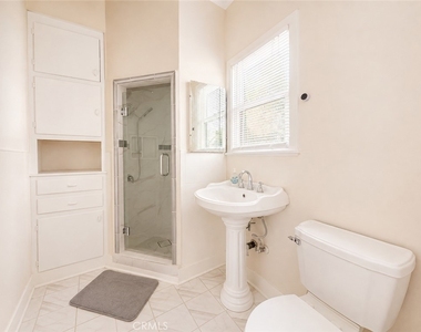 103 S Ardmore - Photo Thumbnail 19