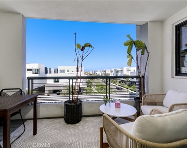16450 Veterans Way - Photo Thumbnail 18
