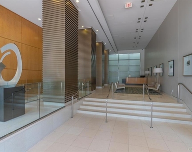 575 6th Ave - Photo Thumbnail 1