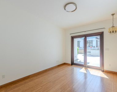4819 Oakwood Avenue - Photo Thumbnail 21