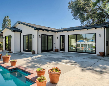 4819 Oakwood Avenue - Photo Thumbnail 27