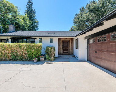 4819 Oakwood Avenue - Photo Thumbnail 1
