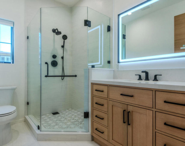 4819 Oakwood Avenue - Photo Thumbnail 39