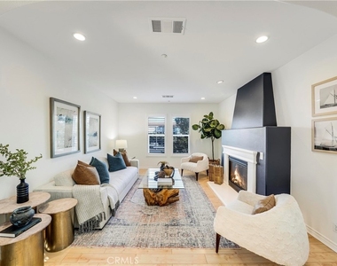 7988 Aldea - Photo Thumbnail 32