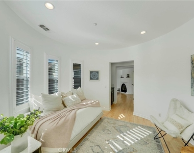 7988 Aldea - Photo Thumbnail 34